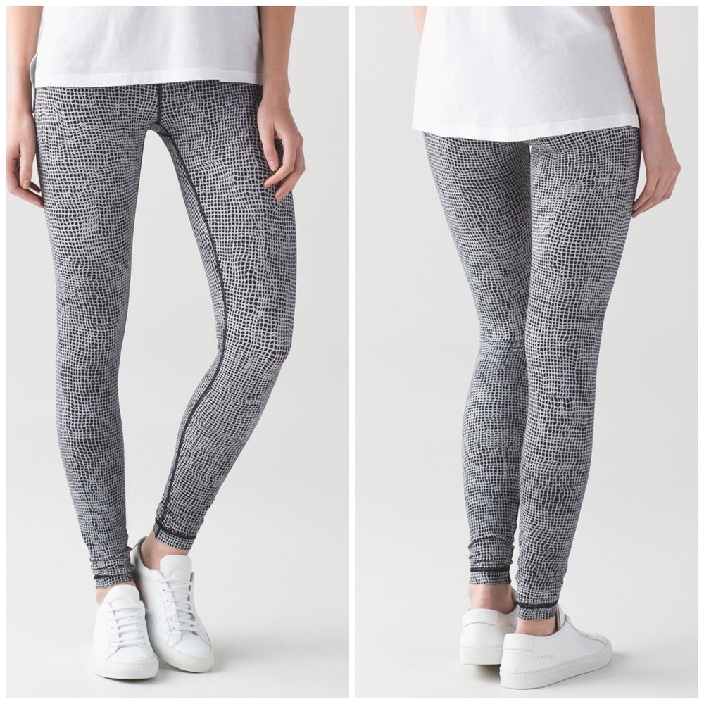 Lululemon Wunder Under Pant Iii Fall Net White Blk - image 1